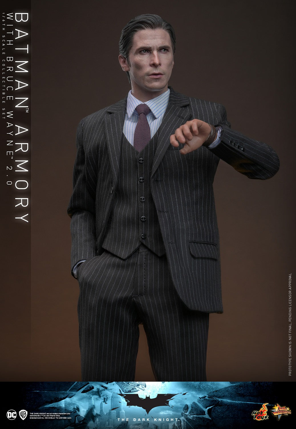 Hot Toys - The Dark Knight - 1:6 Scale Batman Armory with Bruce Wayne (2.0) (MMS753)